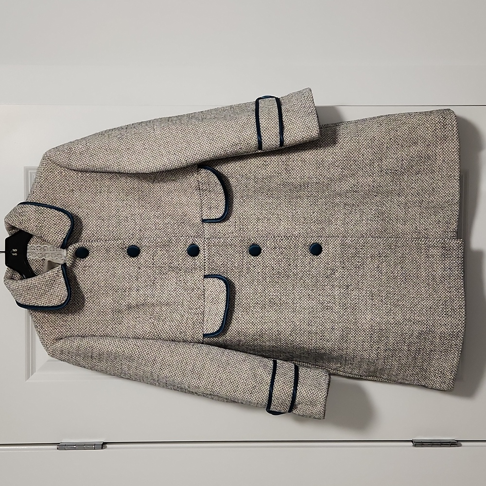 NWOT Stylish Faux Mink Cashmere Tweed Coat with Blue Accents